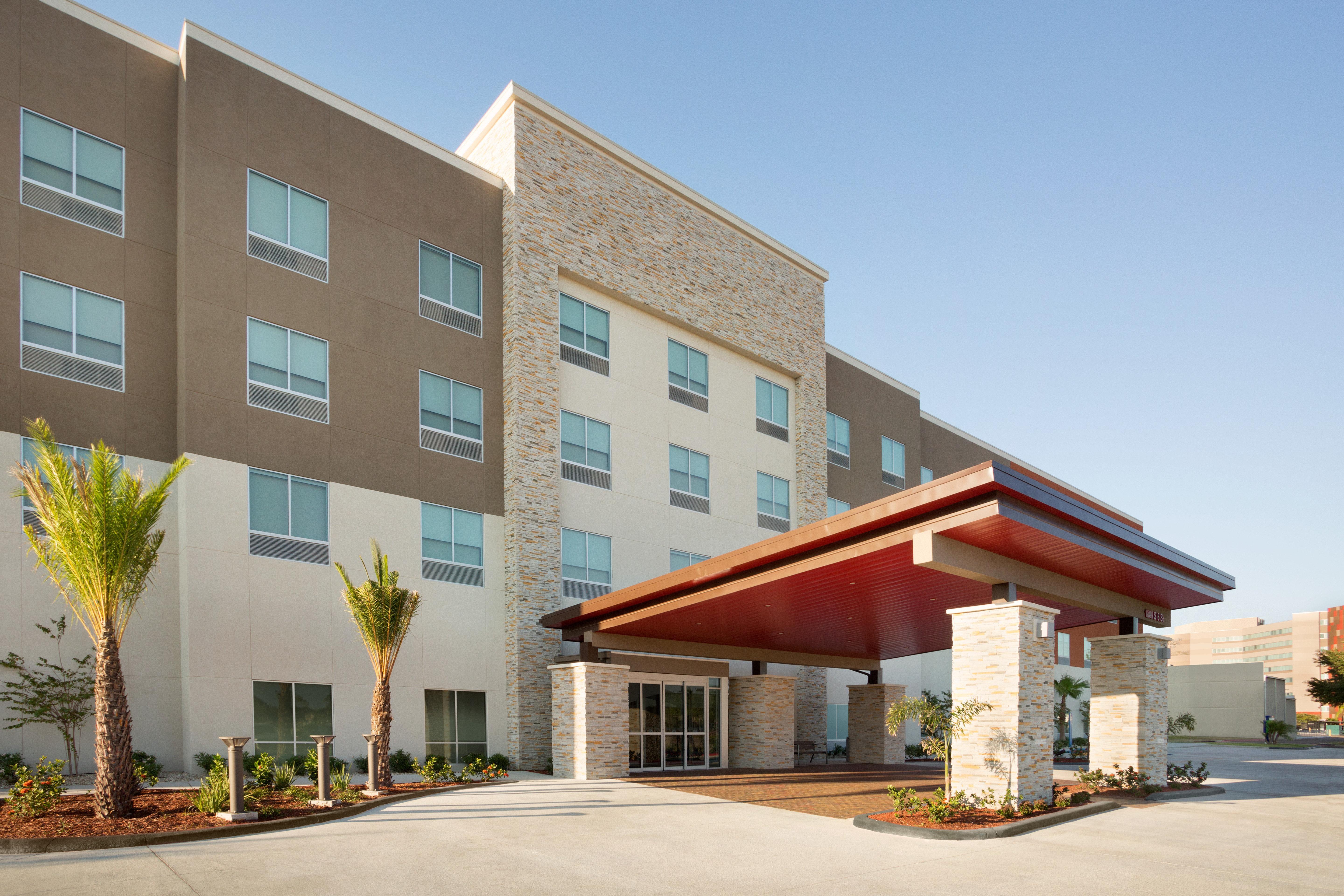 Holiday Inn Express & Suites - Mcallen - Medical Center Area By Ihg Екстер'єр фото