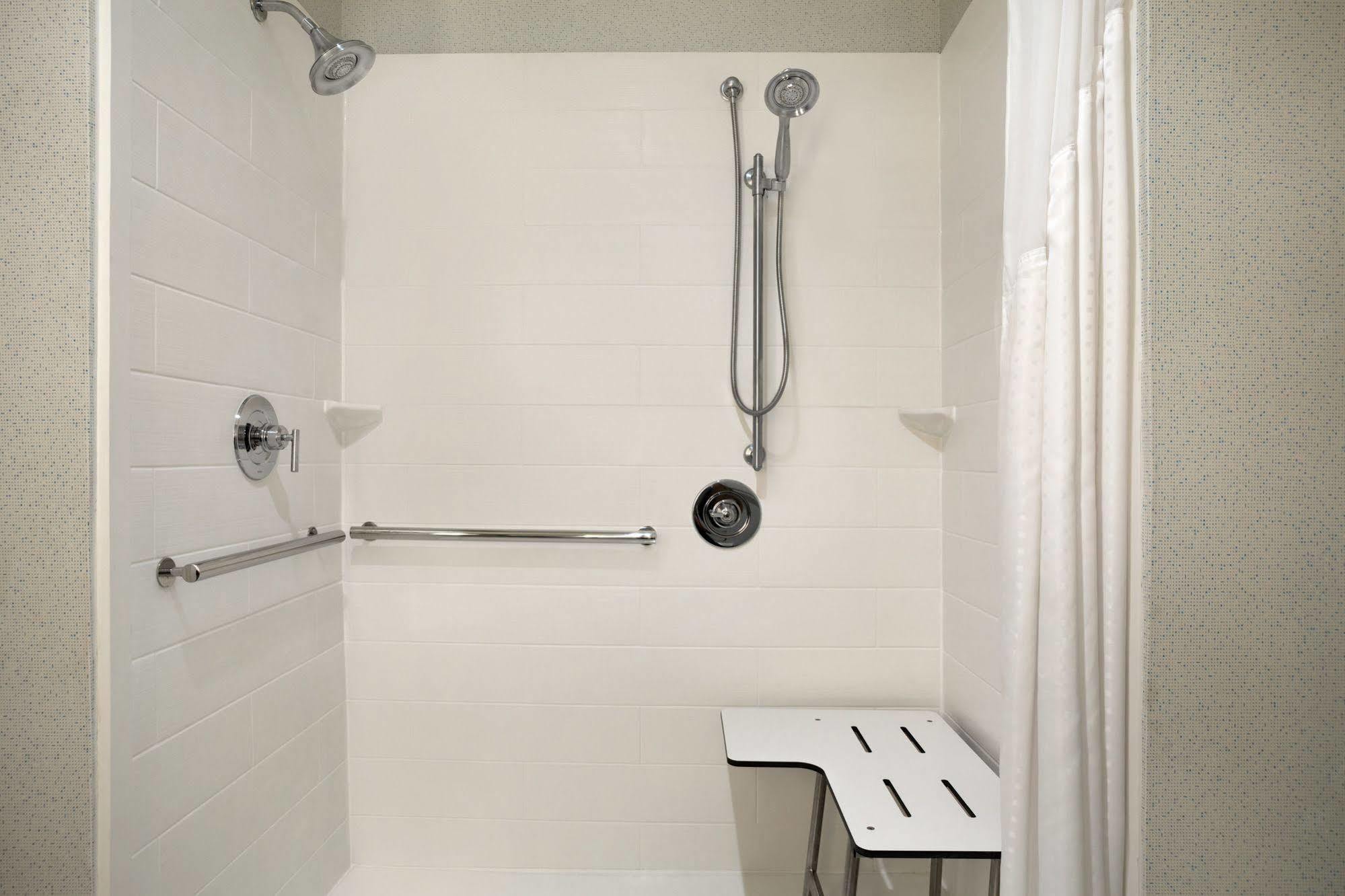 Holiday Inn Express & Suites - Mcallen - Medical Center Area By Ihg Екстер'єр фото